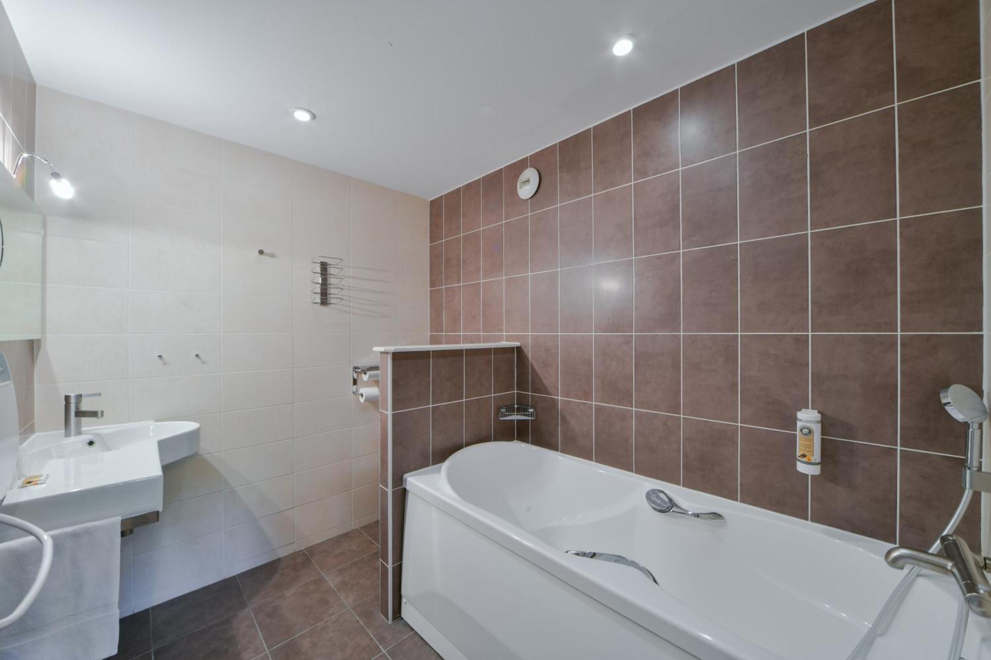 Bhoma Bourges - Hotel & Restaurant Ngoại thất bức ảnh