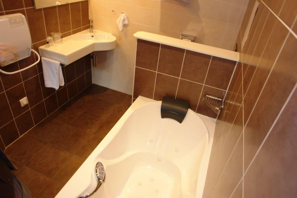 Bhoma Bourges - Hotel & Restaurant Ngoại thất bức ảnh