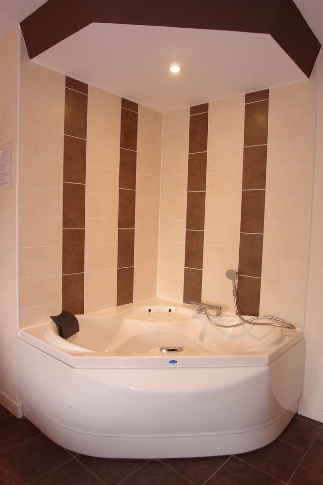 Bhoma Bourges - Hotel & Restaurant Ngoại thất bức ảnh